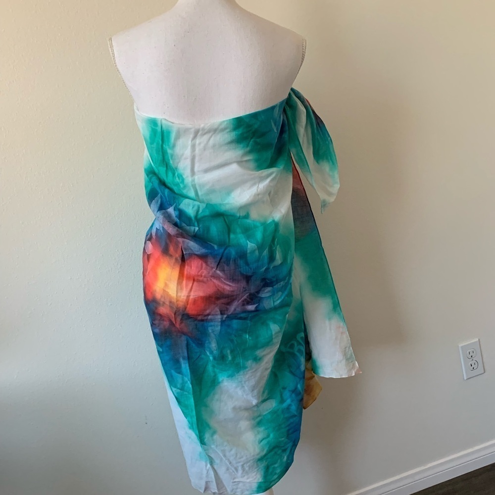Sarong - Picture 3 of 5